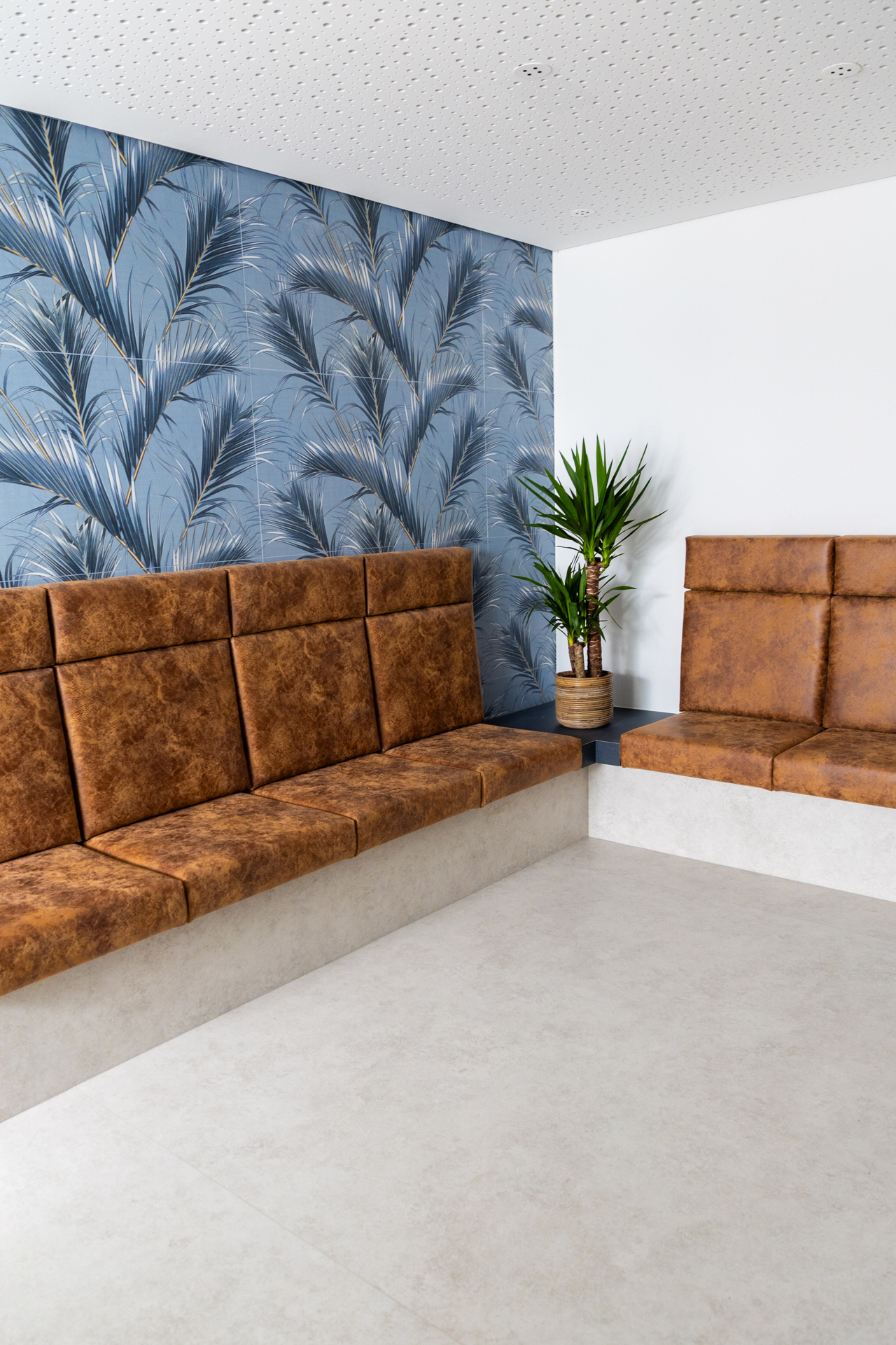 ingrid-trojer-design-zahn-troyer-dr-med-dent-johann-troyer-praxis-5