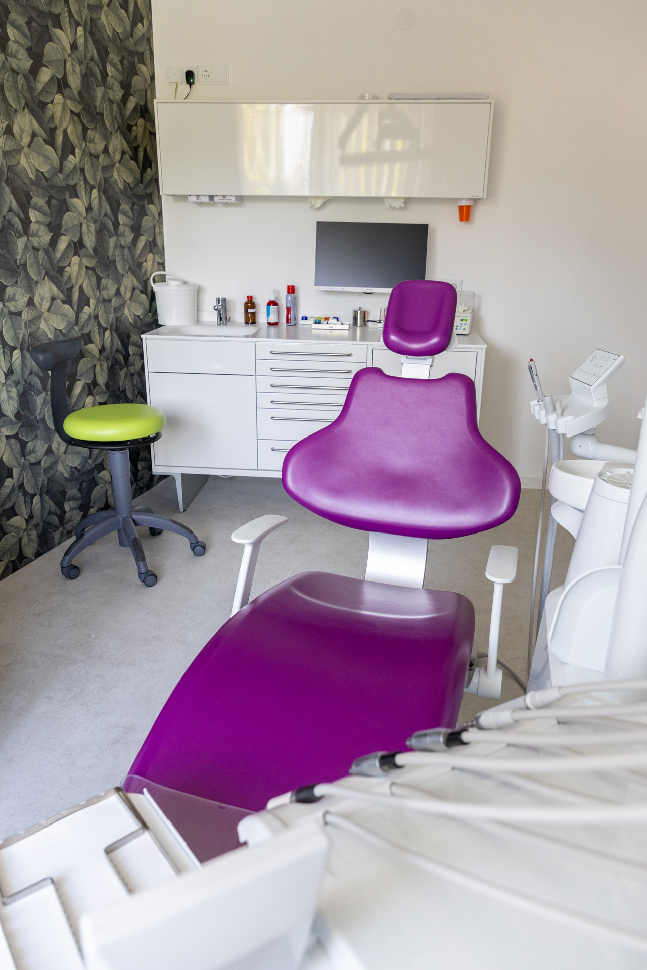 ingrid-trojer-design-zahn-troyer-dr-med-dent-johann-troyer-praxis-8